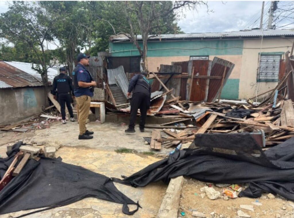 PN y Ministerio Público ocupan armas, drogas y máquinas tragamonedas clandestinas durante operativos en Santiago 1 | Noticias de hoy en República Dominicana WhatsApp Image 2026 10 15 at 12.49.15 PM 1 | Noticias de hoy en De Último Minuto