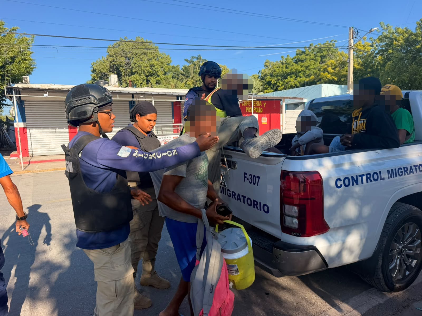 Operativos migratorios dejan 1,140 extranjeros detenidos en RD; 524 en el Norte