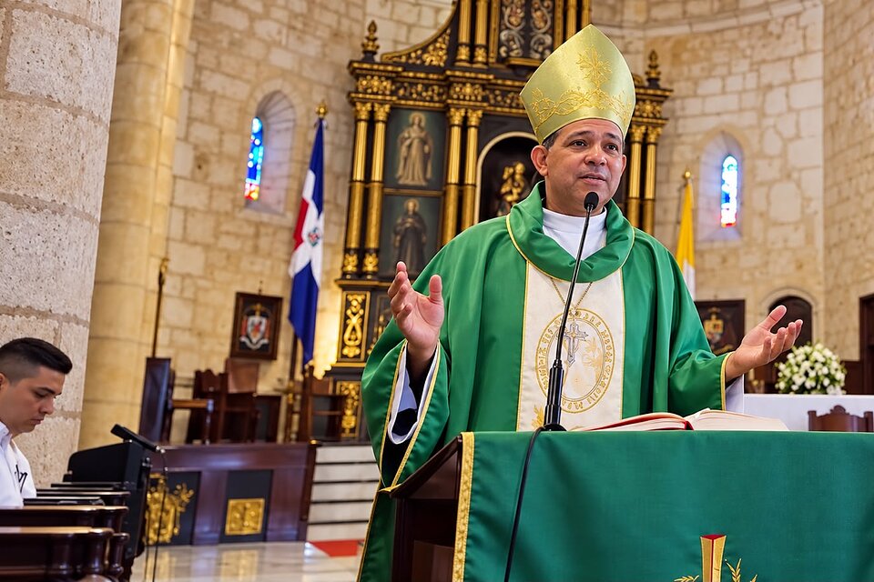Monseñor Morel Diplán pide priorizar inversión en educación para combatir la delincuencia