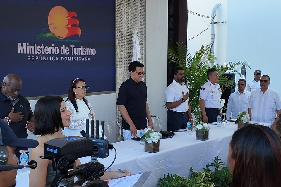 David Collado anuncia más de RD$500 millones en obras para Boca Chica