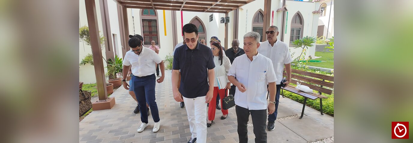 David Collado encabeza inauguración de la remodelación de la iglesia San Rafael Arcángel en Boca Chica