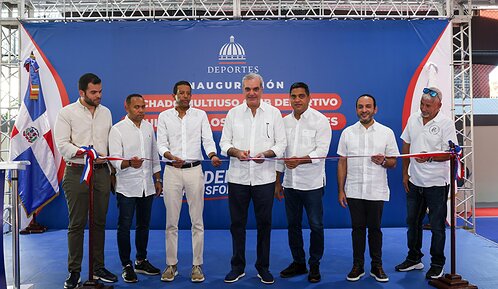 Abinader inaugura dos polideportivos en Santo Domingo con impacto en más de 12,900 personas