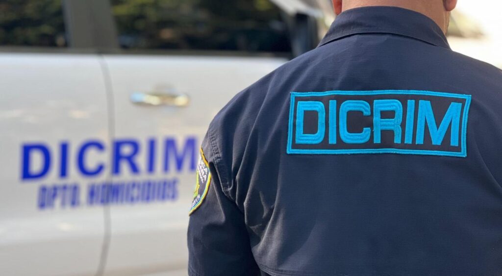 Policía Nacional identifica y persigue a presunto autor de muerte a tiros de un hombre en Licey al Medio, Santiago