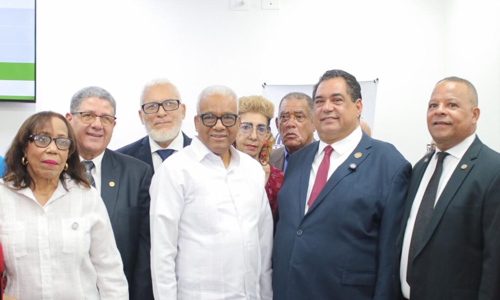 La RNTT amplía un 46 % su registro de vehículos y agiliza servicios al transporte de carga terrestre 1 | Noticias de hoy en República Dominicana WhatsApp Image 2026 10 20 at 10.38.34 AM | Noticias de hoy en De Último Minuto