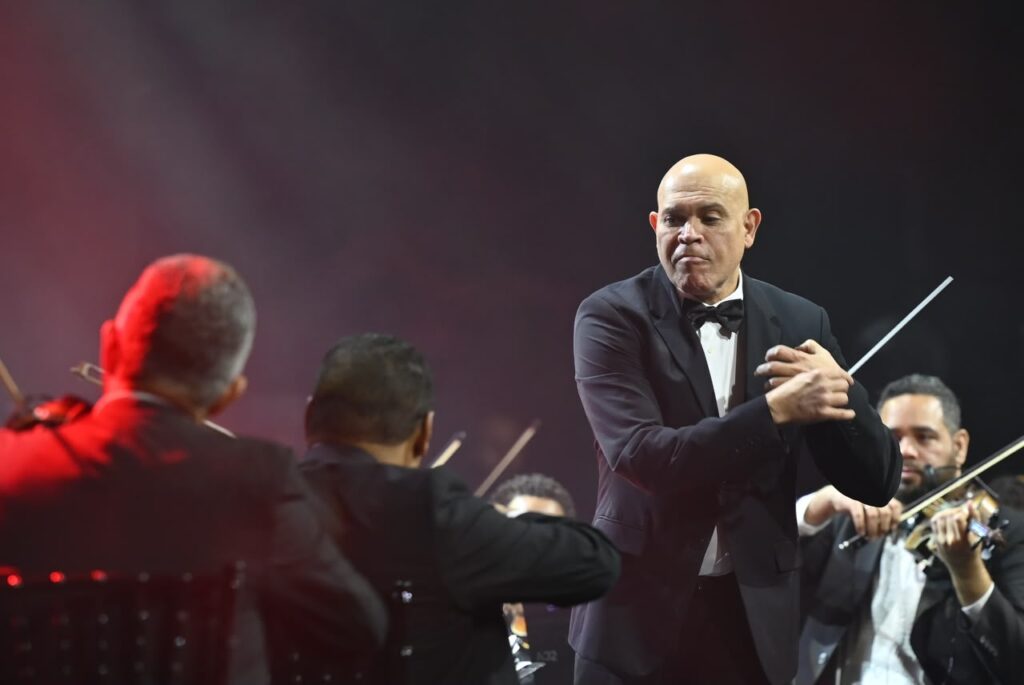 Banreservas celebra su 85.º aniversario con un homenaje a la música Dominicana
