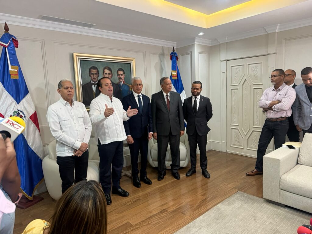 Poder Ejecutivo deposita en el Senado proyecto sobre el Plan Nacional de Ordenamiento Territorial 1 | Noticias de hoy en República Dominicana WhatsApp Image 2026 10 22 at 12.26.51 PM | Noticias de hoy en De Último Minuto