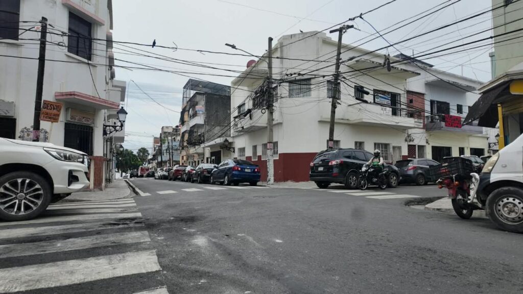 Residentes de la Zona Colonial piden a EDEEste tener “misericordia” ante prolongados apagones 1 | Noticias de hoy en República Dominicana WhatsApp Image 2026 10 22 at 2.20.54 PM 1 | Noticias de hoy en De Último Minuto