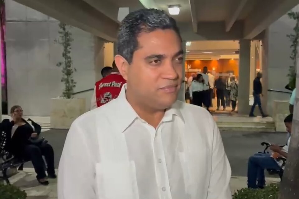 Kelvin Cruz lamenta muerte de Cosette Bonelli y expresa solidaridad con Persio Maldonado y su familia