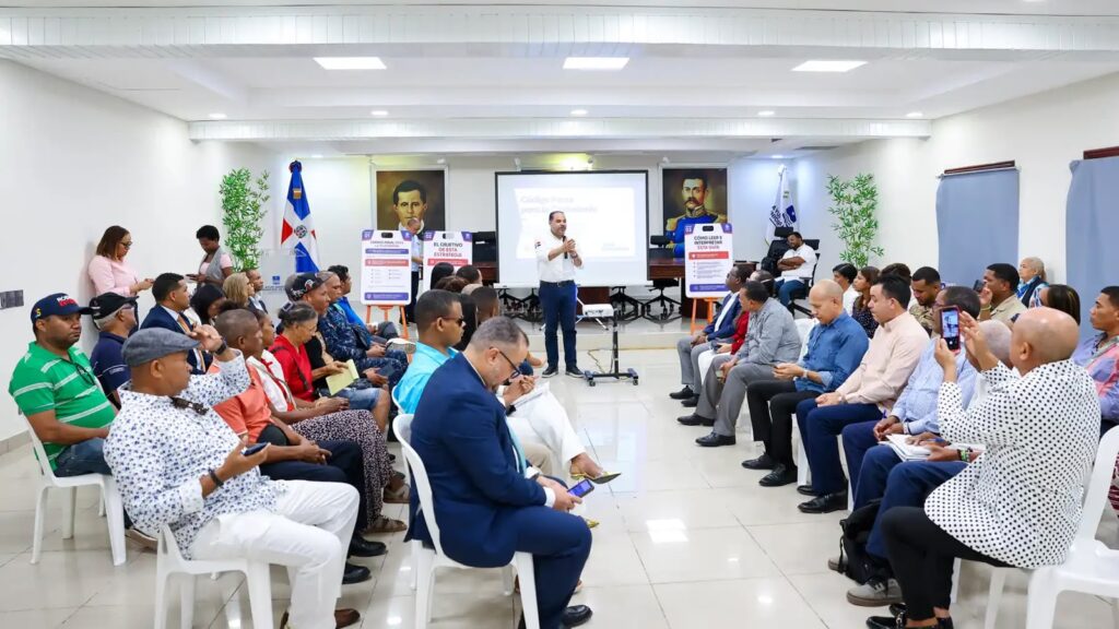 Pablo Ulloa llama a verificar la información antes de compartirla en redes sociales 6 | Noticias de hoy en República Dominicana WhatsApp Image 2026 10 23 at 9.40.51 PM | Noticias de hoy en De Último Minuto