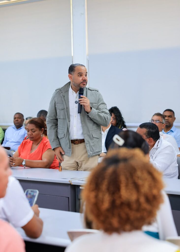 Pablo Ulloa llama a verificar la información antes de compartirla en redes sociales 5 | Noticias de hoy en República Dominicana WhatsApp Image 2026 10 23 at 9.40.52 PM 1 | Noticias de hoy en De Último Minuto