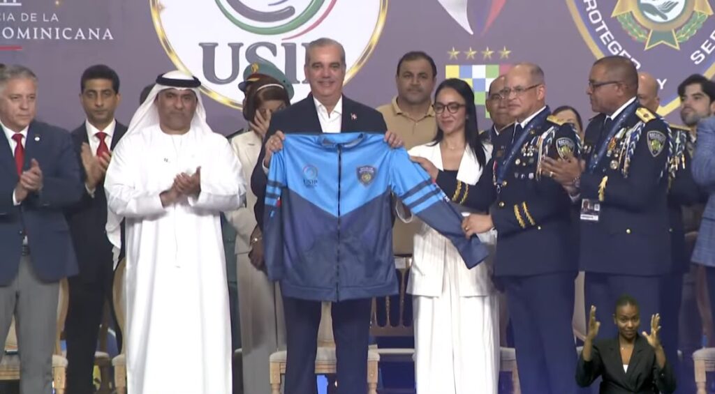 Abinader encabeza apertura de los IV Juegos Mundiales de Policías con participación de 31 países 4 | Noticias de hoy en República Dominicana WhatsApp Image 2026 10 26 at 12.23.01 PM 1 | Noticias de hoy en De Último Minuto
