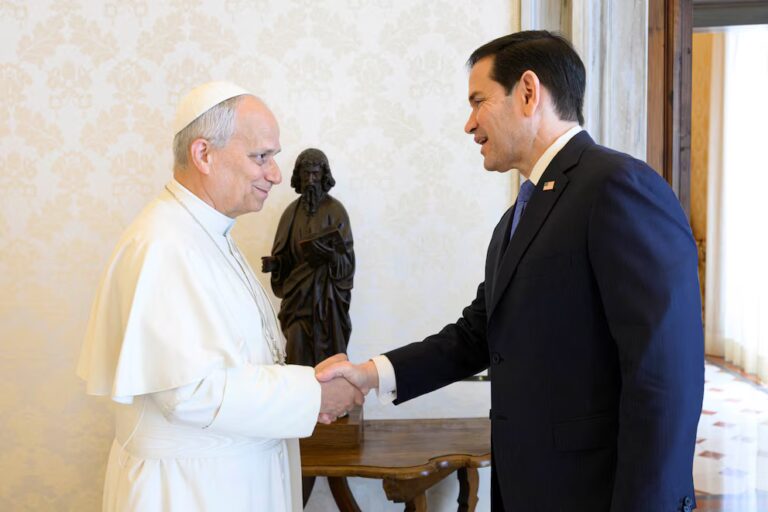 Marco Rubio expresó su apoyo al papa León XIV tras el diagnóstico de cáncer de pulmón