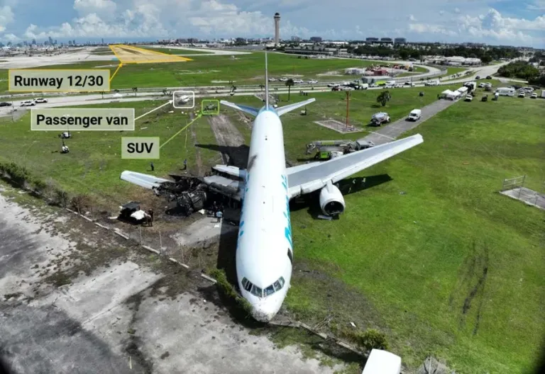 El avión de Amazon Air que mató a cinco cubanos en Miami viajaba a 327 km/h antes del choque, según un informe