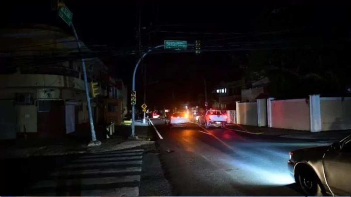 Residente de Los Mina exige solución tras siete días sin electricidad