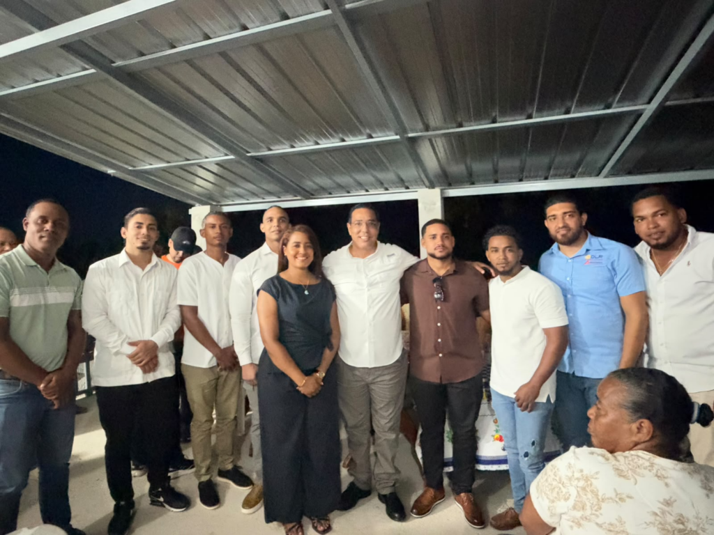 Agustín Tavárez suma jóvenes talentos a su proyecto político en Las Terrenas 1 | Noticias de hoy en República Dominicana image 42 | Noticias de hoy en De Último Minuto