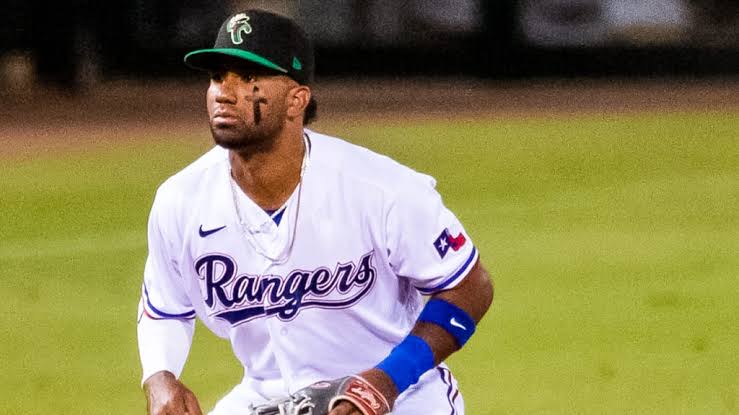 Dominicanos figuran entre los finalistas al Guante de Oro de MLB 2026