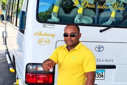 Muere chofer de autobús tras accidente en carretera Hato Mayor-San Pedro