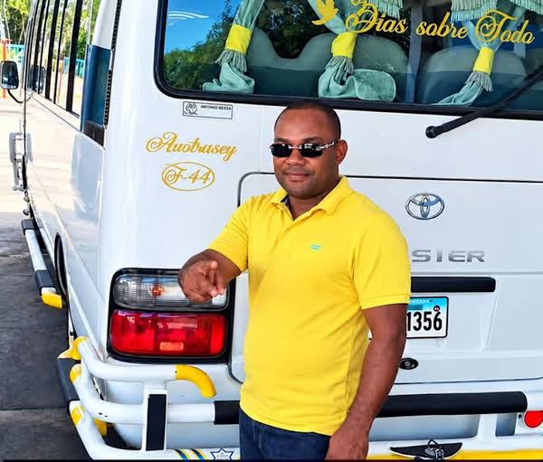Muere chofer de autobús tras accidente en carretera Hato Mayor-San Pedro