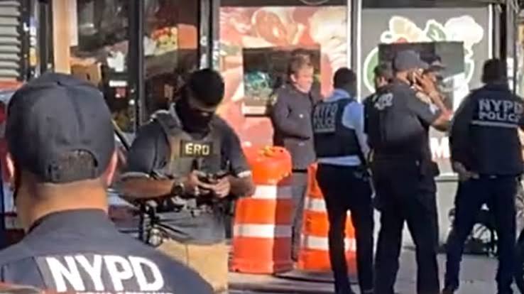 Agentes de ICE disparan contra dominicano en Nueva York mientras viajaba con un niño de 5 años