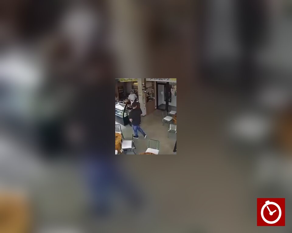 Delincuentes armados asaltan negocio en Naco y despojan a clientes de sus pertenencias