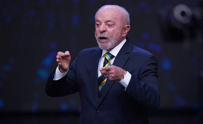 Lula pide extender el horario de votación en Brasil por problemas con el transporte público