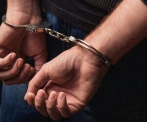 DNCD apresa a tres presuntos miembros de red de microtráfico vinculada a “El Cabo”