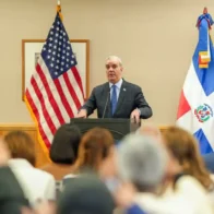 Abinader informa que MIREX da seguimiento a denuncias sobre dominicanos en Rusia