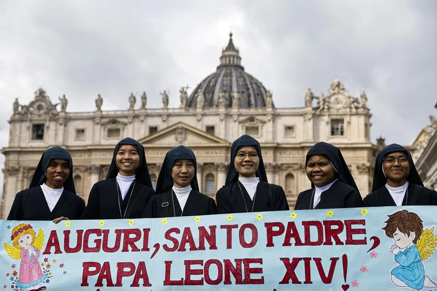 León XIV reaparece en el Vaticano tras ser operado de un tumor canceroso en el pulmón 2 | Noticias de hoy en República Dominicana papa 4 | Noticias de hoy en De Último Minuto