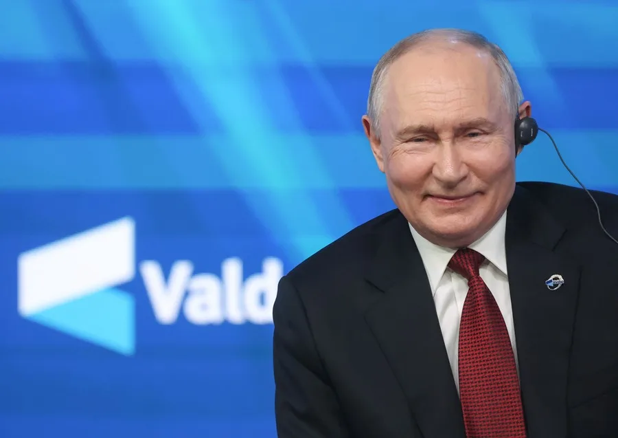 Kremlin afirma que Putin mostró comprensión ante propuestas de Trump sobre Ucrania