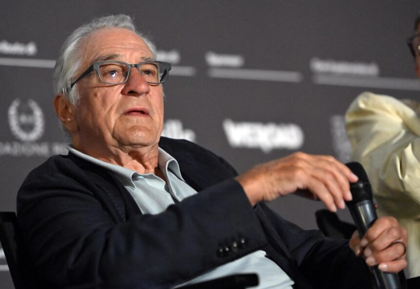 De Niro arremete contra Trump y le llama "cobarde"