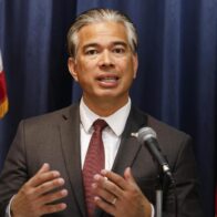 Coalición de estados demanda al Gobierno Trump para impugnar normas sobre el consumo de combustibles