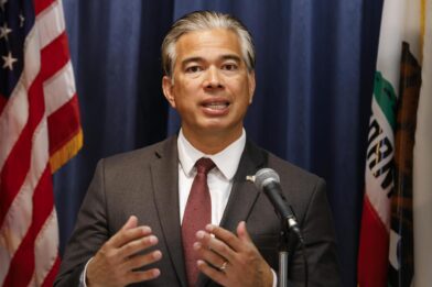 Coalición de estados demanda al Gobierno Trump para impugnar normas sobre el consumo de combustibles