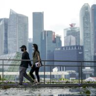 Singapur lanza plataforma de citas para empleados públicos ante baja natalidad