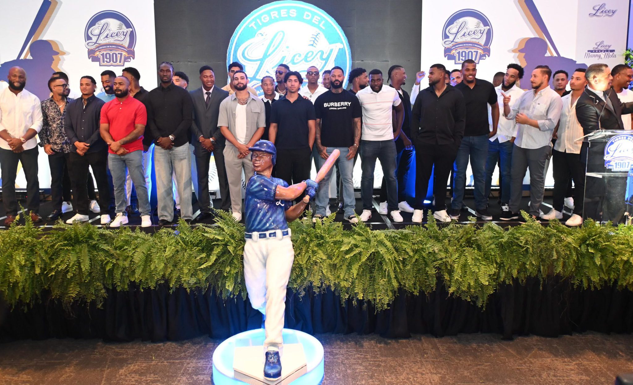 Licey envía un mensaje claro a la LIDOM: «Con una mezcla de veteranía y juventud, hay que contar con los Tigres»