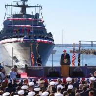 Trump anuncia inversión de US$6,600 millones para ampliar fabricación de submarinos EEUU